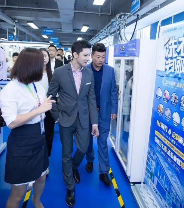 潔希亞品牌升級發布會，簽約影視明星立威廉！